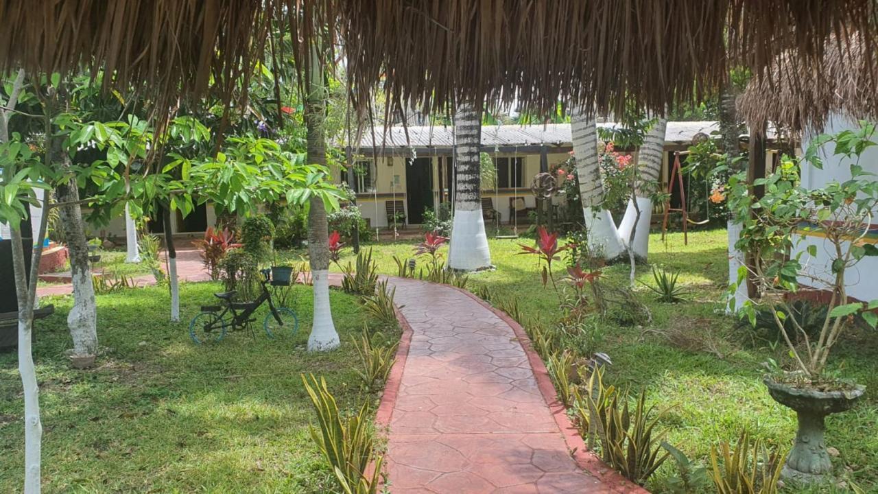 Cabanas Colibri Bacalar Exterior photo